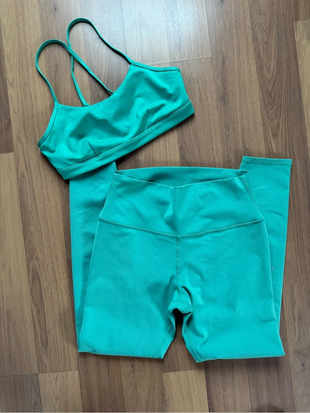 Women’s High-Waist Active Leggings & Strappy Sports Bra - Teal Green ALO